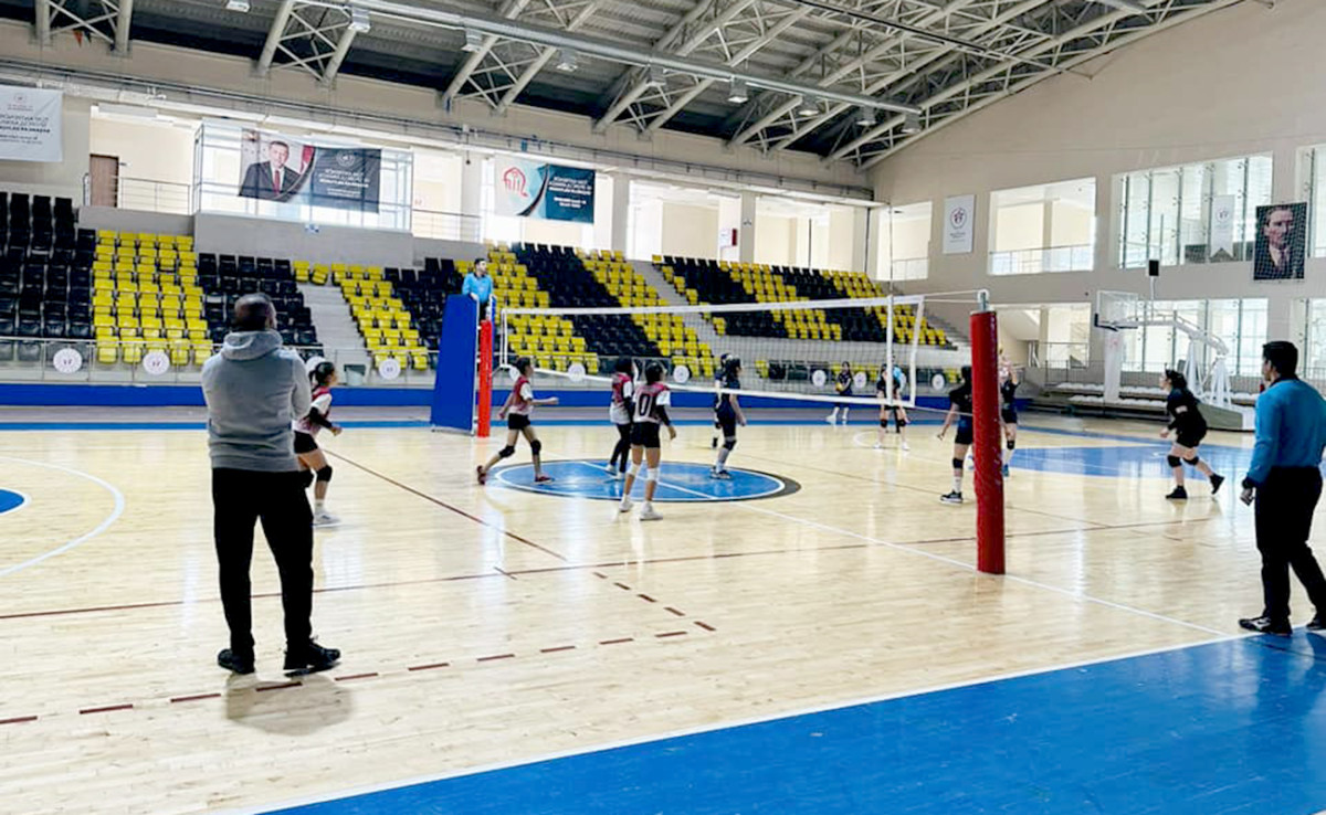 8 İlden Gelen Yıldız Sporcular Siirt’te Buluştu