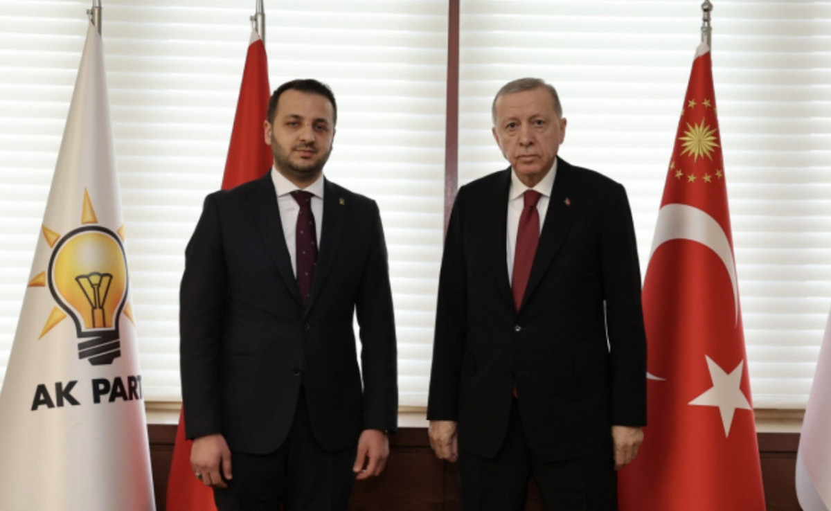 Av. Bahri Caner Özturan’dan İl Başkanlığı Adaylığı Açıklaması