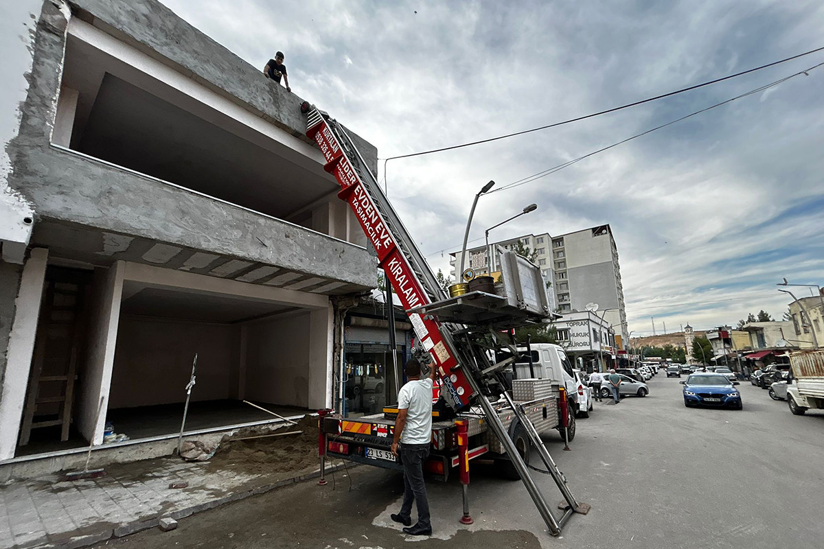 İnşaat sahiplerinin imdadına evden eve nakliye firmaları koşuyor