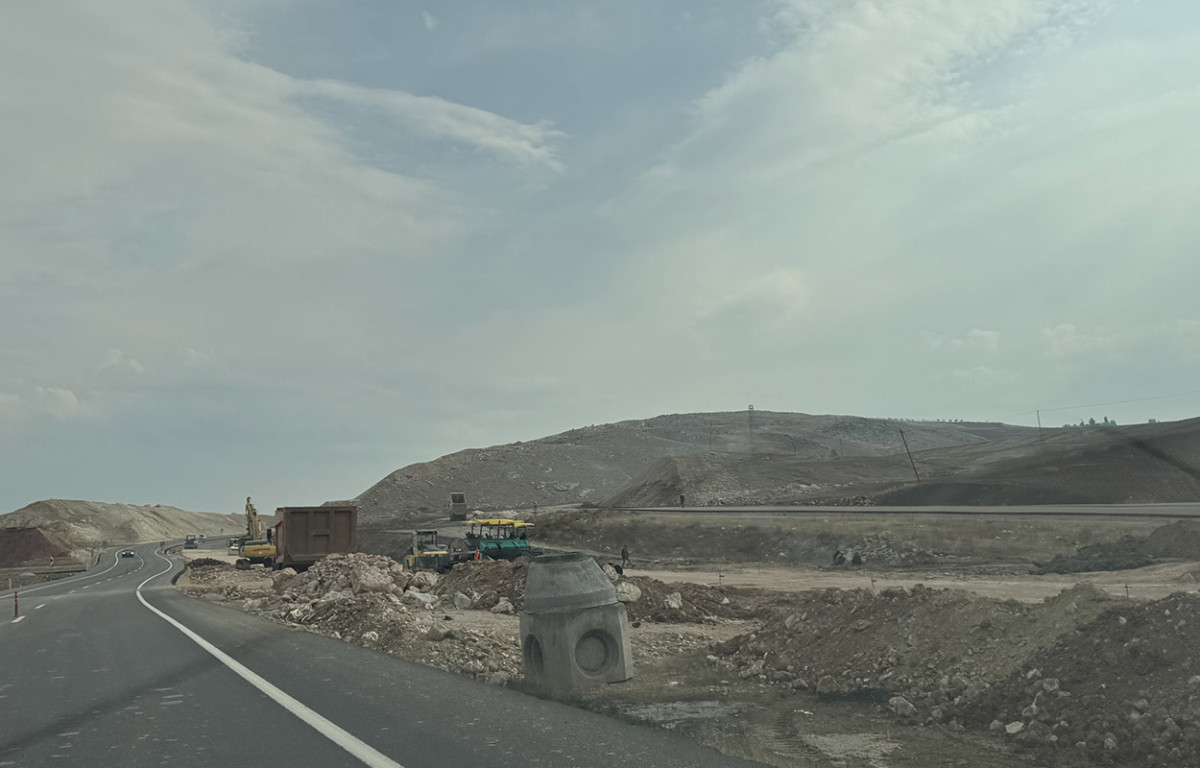 Kurtalan-Siirt Yolu Bitiyor, Aşklar Bitmesin!