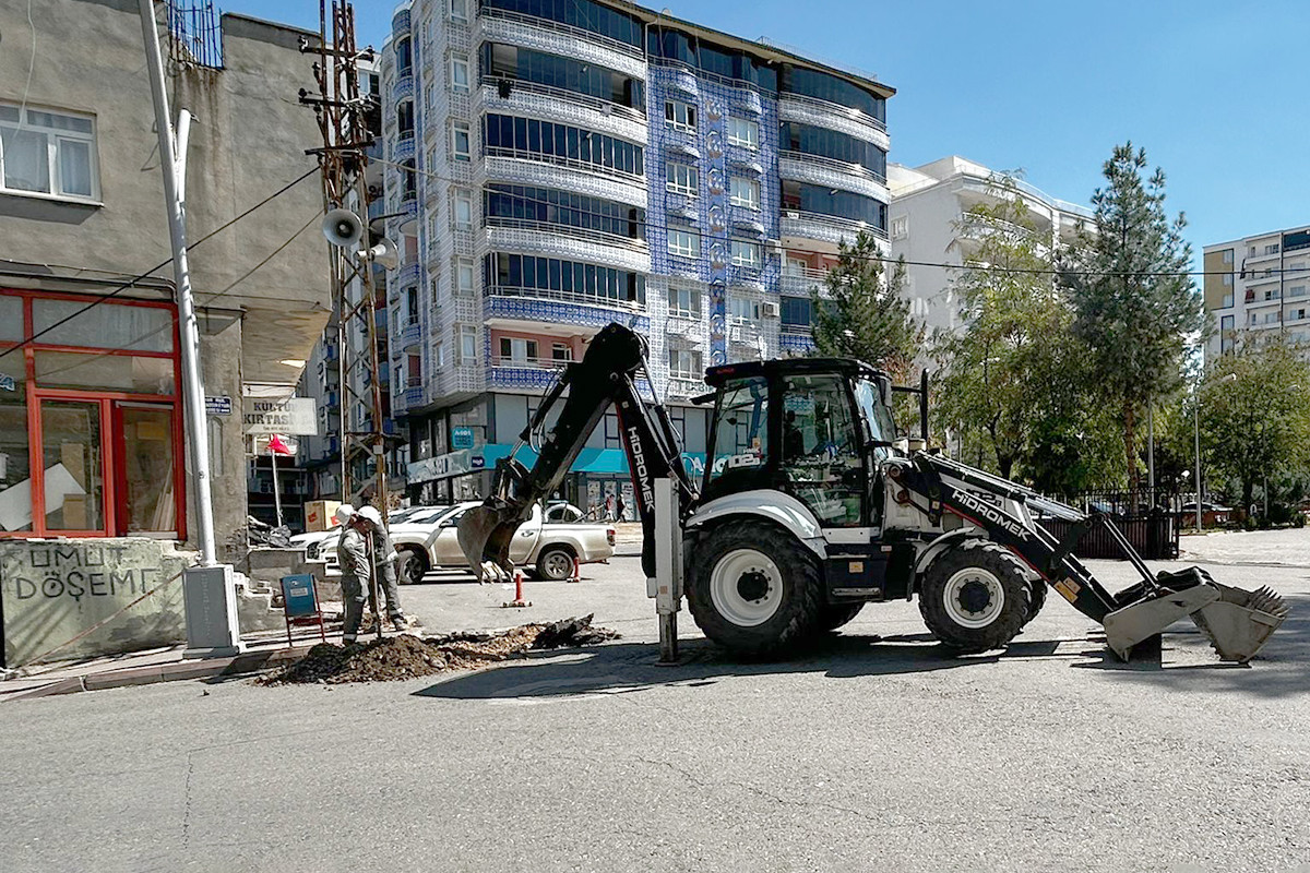 Kurtalan’da arızalanan elektrik hattı onarıldı