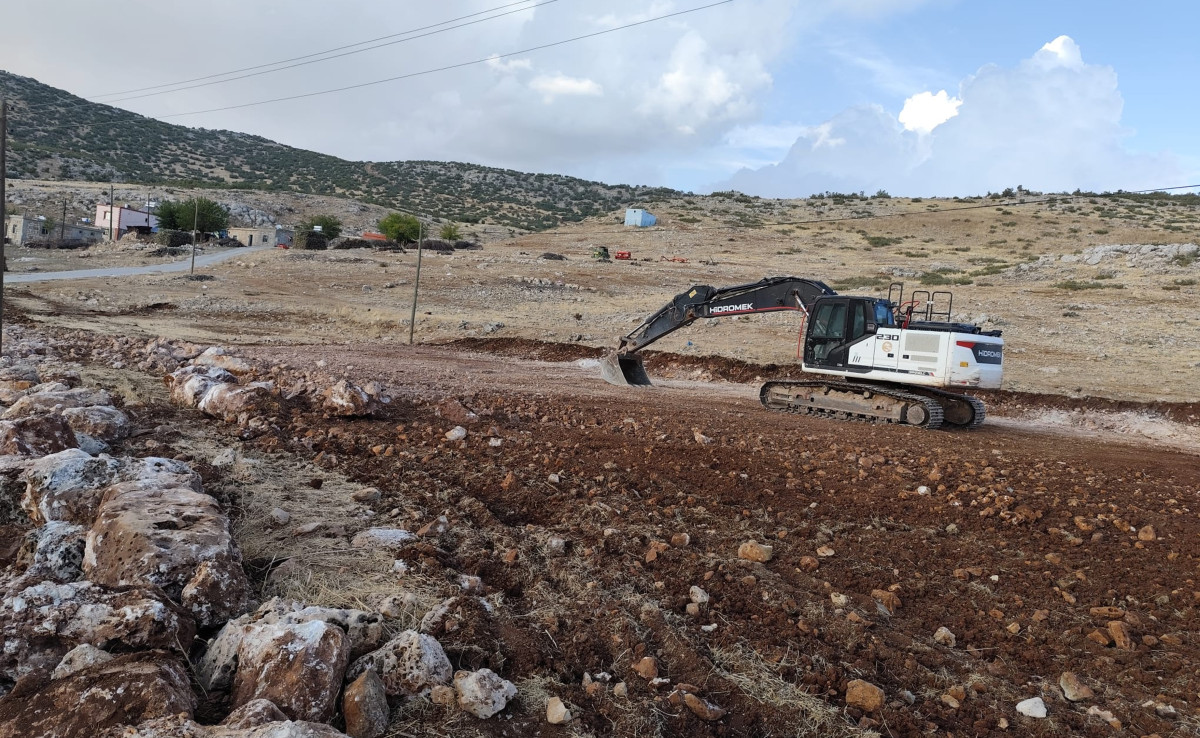 Kurtalan’da cami ve taziye evi yapımı için çalışmalara başlandı