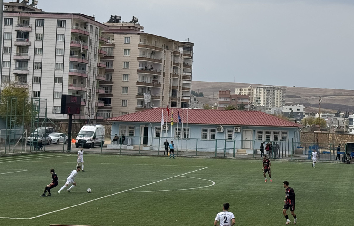 Kurtalanspor Evinde Fırtına Gibi: 4-0