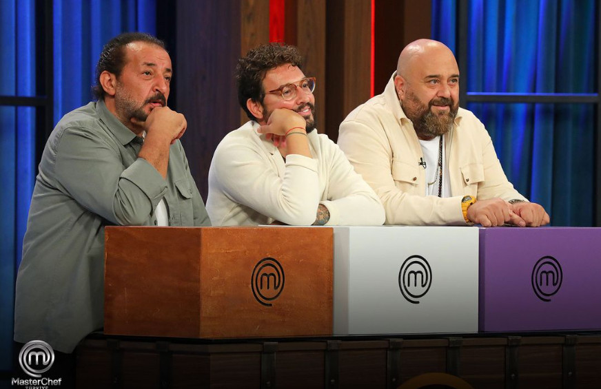 MASTERCHEF POTAYA KİM GİTTİ? Potaya Kim girdi? MasterChef 7. eleme adayı kim oldu? Bu hafta potada kim var? Dün akşam eleme adayı kim oldu? Dün akşam MasterChef Eleme adayı kim oldu? 28 Eylül 2024 MasterChef potaya kim gitti?