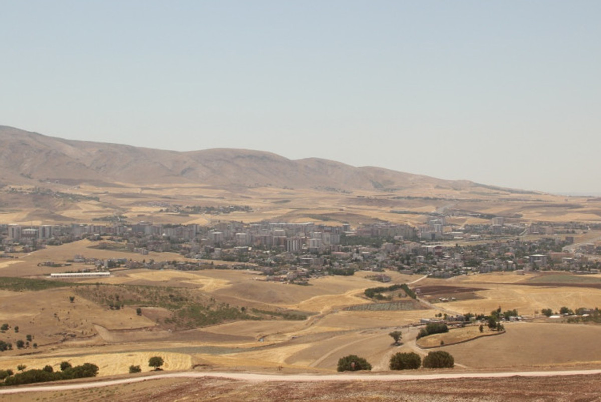 Siirt’in Kurtalan İlçesinde Hazine’ye Ait 7 Taşınmaz Satışa Çıkıyor