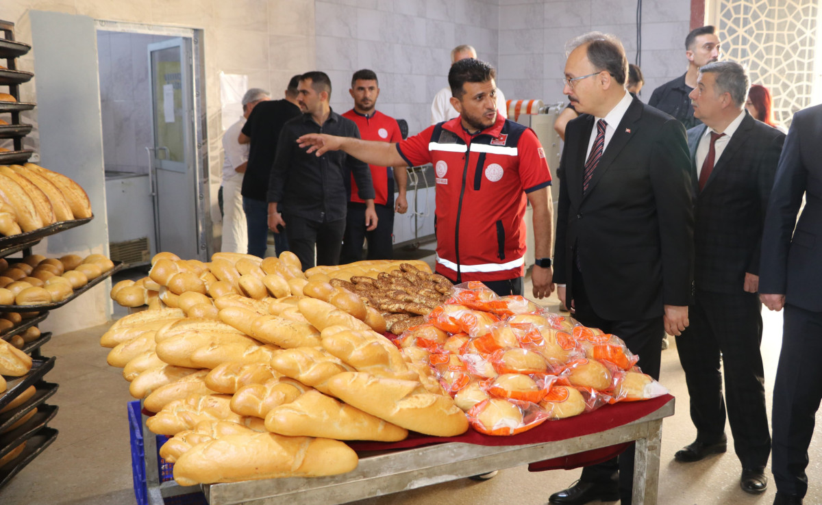 Siirt’te Fabrika Gibi Okul!